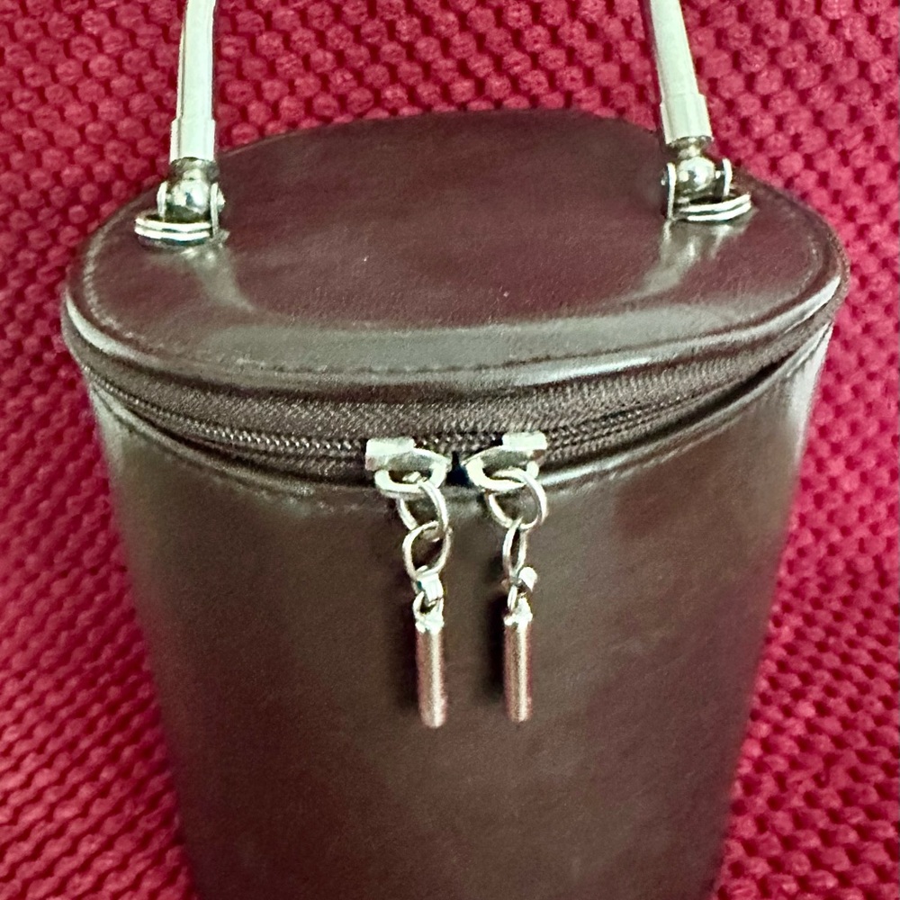 VINTAGE - Unique Brown Bucket Bag/Purse - Super Fun & Cute!! π€π©Άπ€π©Άπ€